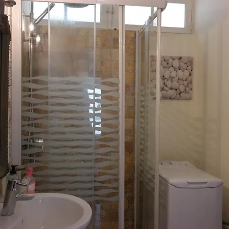 Penthouse Overlooking Place Carnot