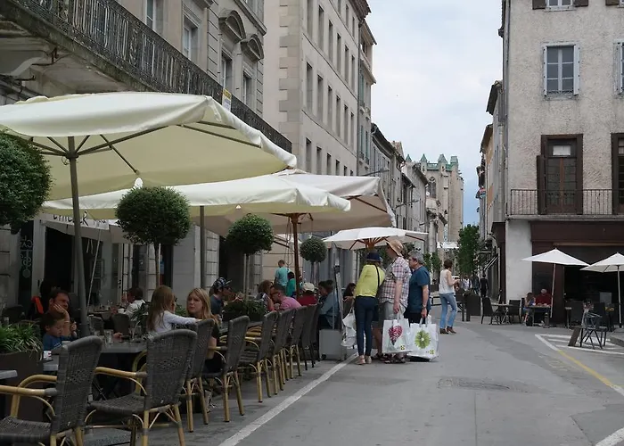 Penthouse Overlooking Place Carnot Carcassonne