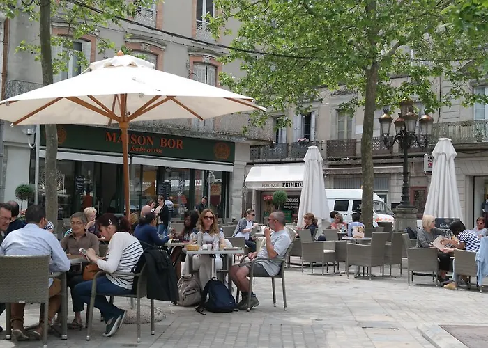 Apartament Penthouse Overlooking Place Carnot *